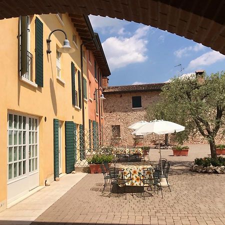 Agriturismo Corte Salandini Ponti sul Mincio Bagian luar foto