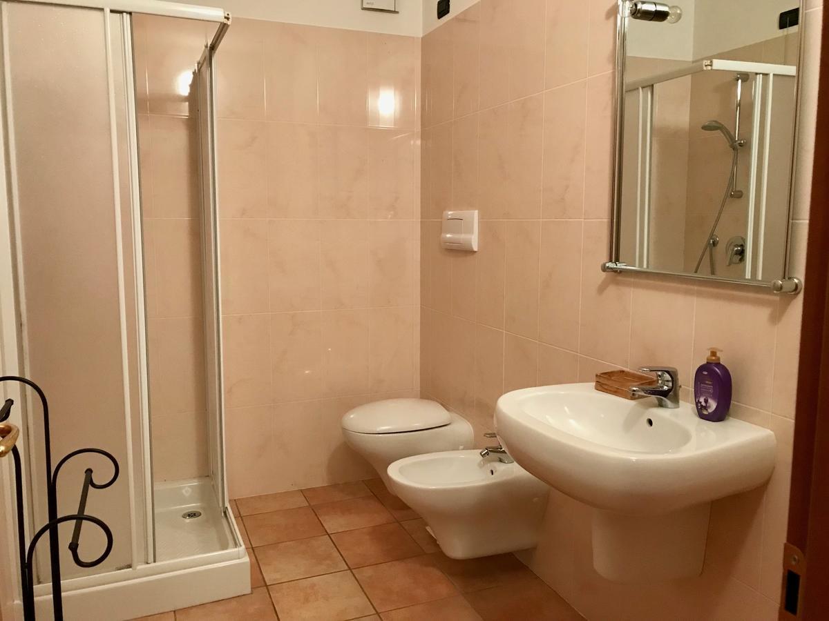 Agriturismo Corte Salandini Ponti sul Mincio Bagian luar foto