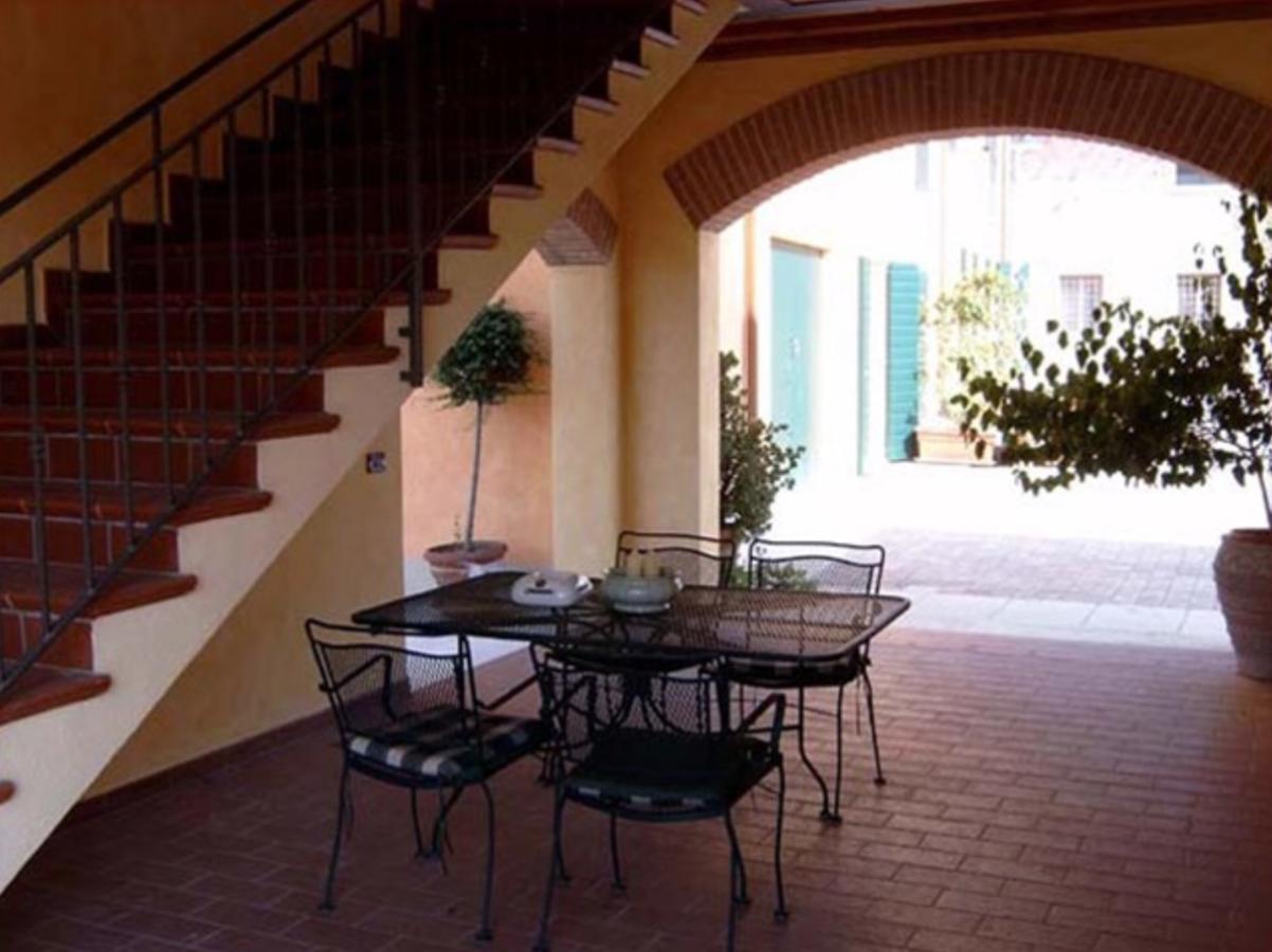 Agriturismo Corte Salandini Ponti sul Mincio Bagian luar foto