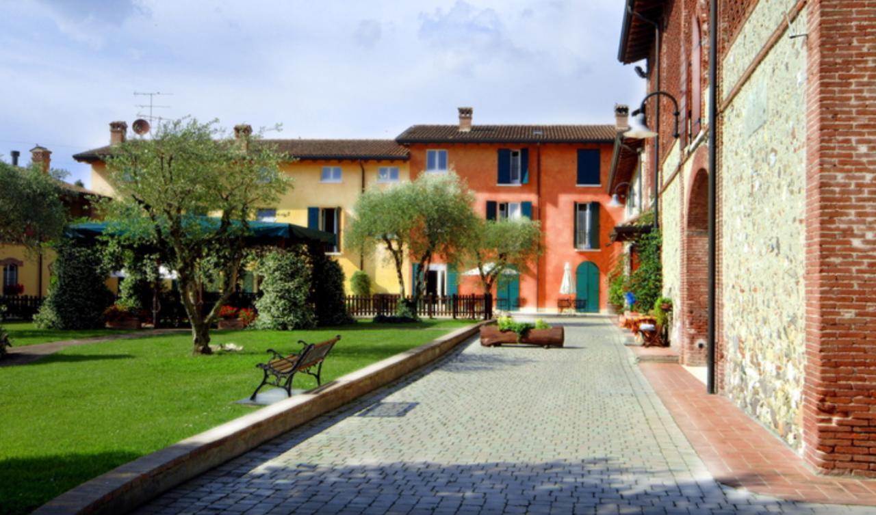 Agriturismo Corte Salandini Ponti sul Mincio Bagian luar foto